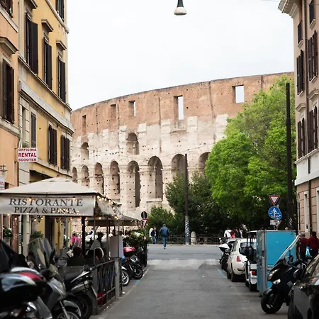 Apartment Oliviero - Colosseum View With Terrace Rome