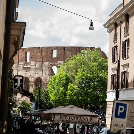 Oliviero - Colosseum View With Terrace Apartment Rome